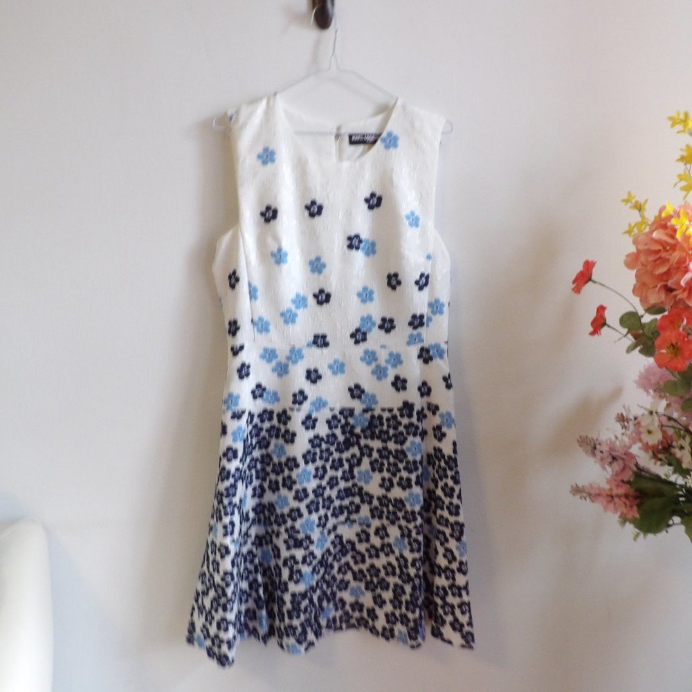 Karl Lagerfeld Spring Dress Floral Size 8